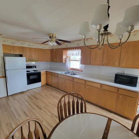 518 S Indiana Avenue, Auburn, IN 46706