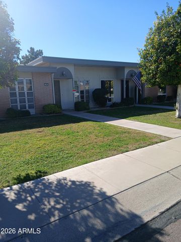 9905 W HAWTHORN Drive, Sun City, AZ 85351