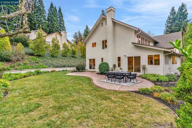 4053 Sugar Maple Dr, Danville, CA 94506