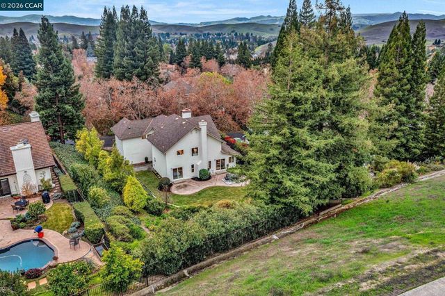 4053 Sugar Maple Dr, Danville, CA 94506