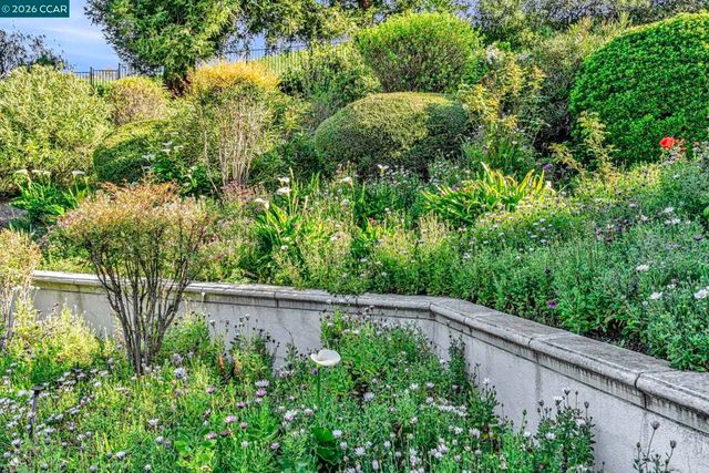 4053 Sugar Maple Dr, Danville, CA 94506