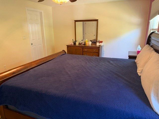 60 Pattison St C14, Abington, MA 02351