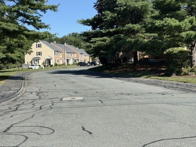 60 Pattison St C14, Abington, MA 02351