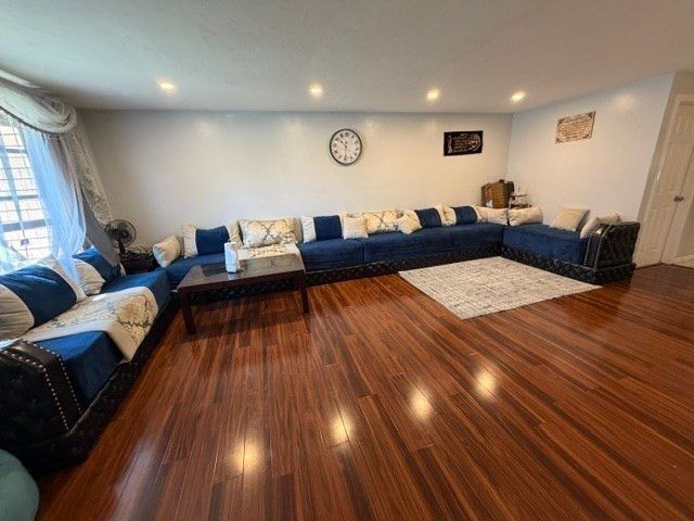 60 Pattison St C14, Abington, MA 02351