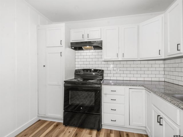 712 Reagan St, Frankston, TX 75763