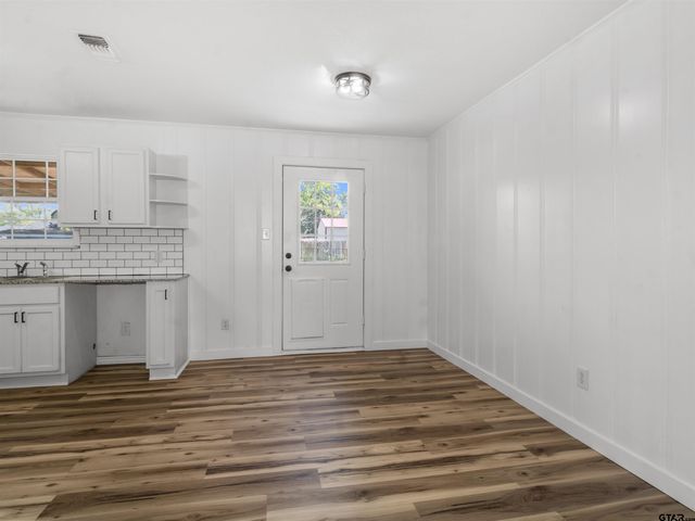 712 Reagan St, Frankston, TX 75763