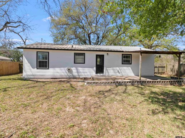 712 Reagan St, Frankston, TX 75763