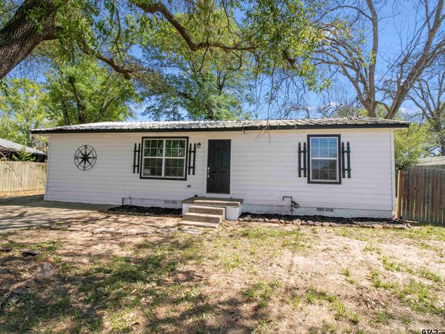712 Reagan St, Frankston, TX 75763