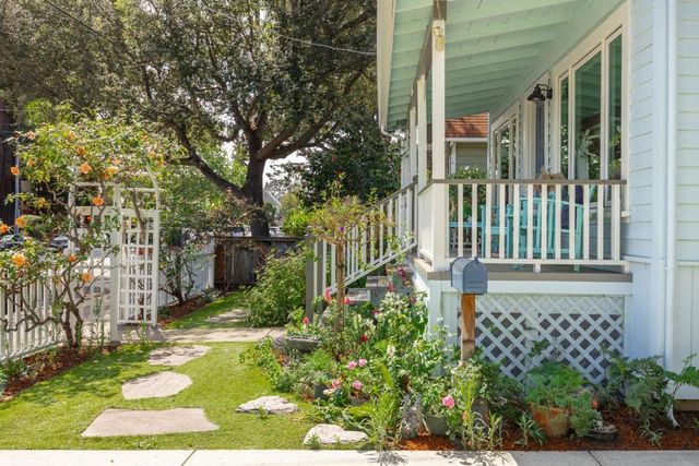 515 Chestnut Street, Santa Cruz, CA 95060