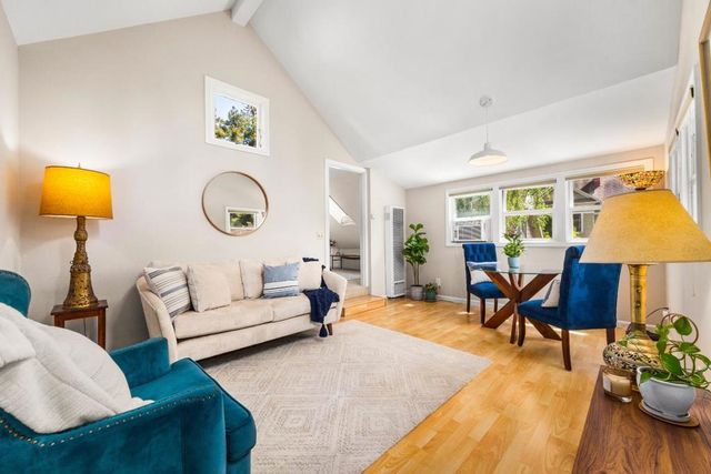 515 Chestnut Street, Santa Cruz, CA 95060