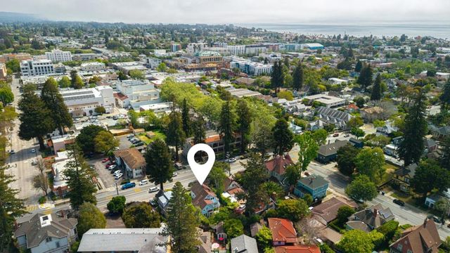 515 Chestnut Street, Santa Cruz, CA 95060