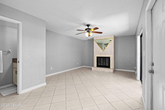 96 Springwood Square, Port Orange, FL 32129