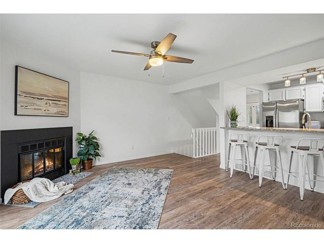 2432 Lexington Village Ln, Colorado Springs, CO 80916