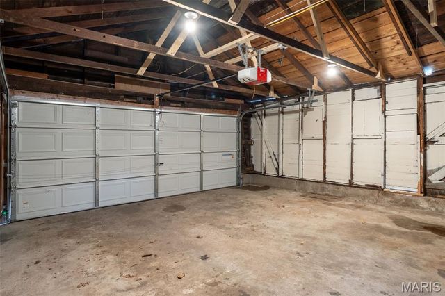 618 N Benton Avenue, St Charles, MO 63301