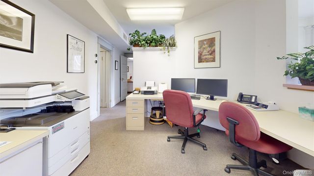 20 Madison Avenue, Valhalla, NY 10595