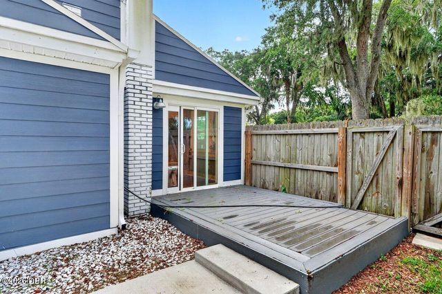 1148 Roberts Street, Ormond Beach, FL 32174