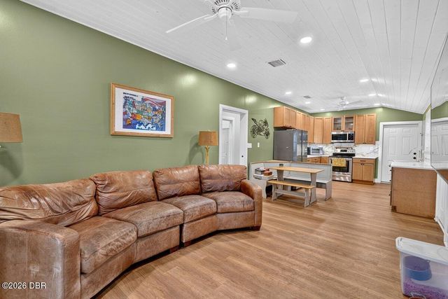 1148 Roberts Street, Ormond Beach, FL 32174