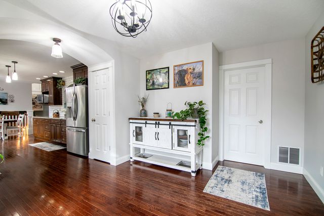 206 Meadows Road South, Bourbonnais, IL 60914