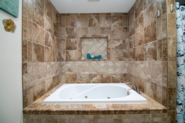 206 Meadows Road South, Bourbonnais, IL 60914