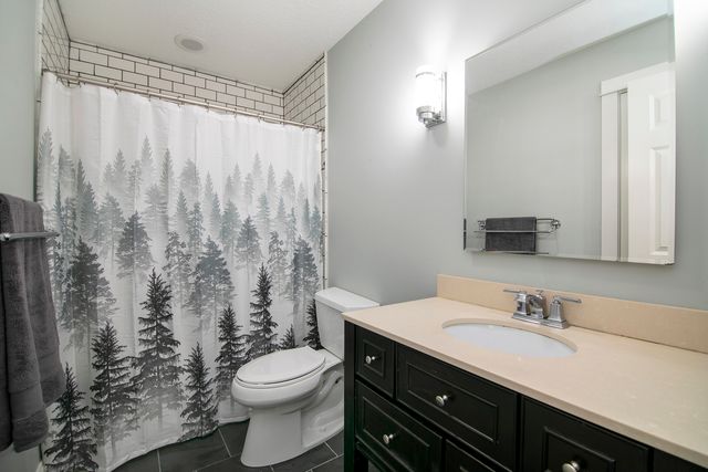 206 Meadows Road South, Bourbonnais, IL 60914