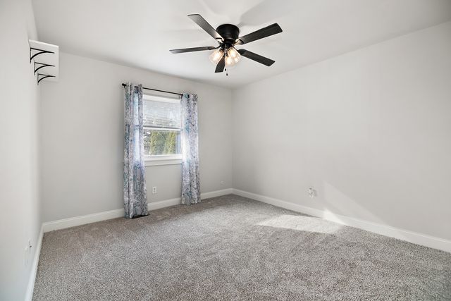 206 Meadows Road South, Bourbonnais, IL 60914