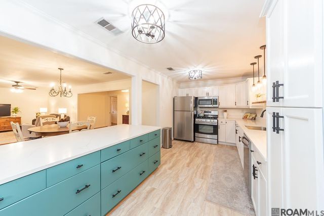 1760 Goldenrod Ave, Baton Rouge, LA 70808