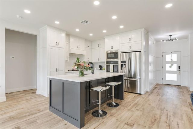 15933 Aparados Way, Edmond, OK 73013