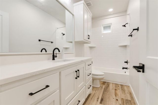 15933 Aparados Way, Edmond, OK 73013