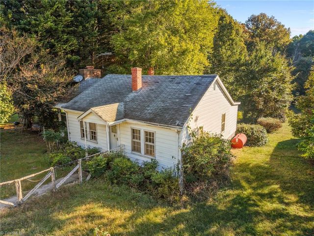 7530 Adler Road, Summerfield, NC 27358
