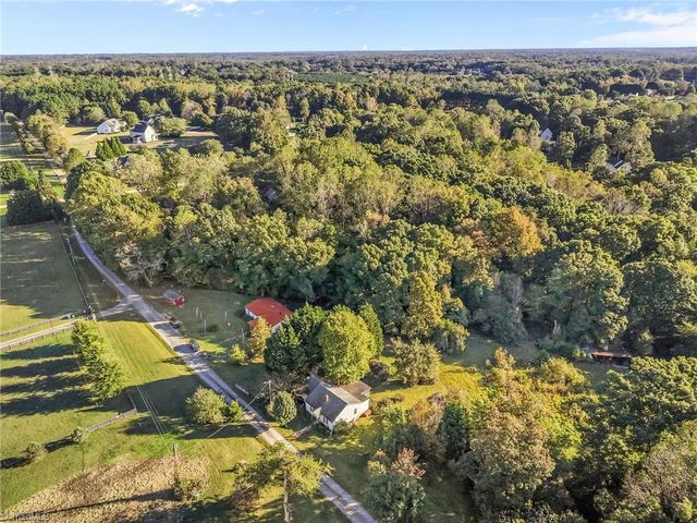 7530 Adler Road, Summerfield, NC 27358