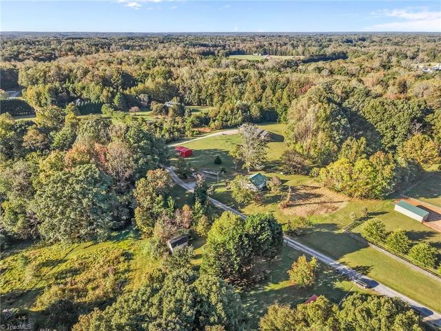 7530 Adler Road, Summerfield, NC 27358