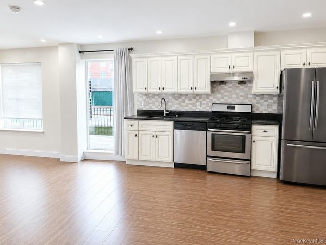 3215 Leavitt Street 1C, Flushing, NY 11354