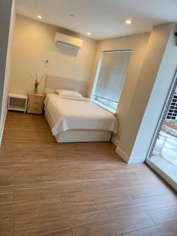 3215 Leavitt Street 1C, Flushing, NY 11354