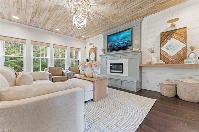 164 Wards RD, Knotts Island, NC 27950