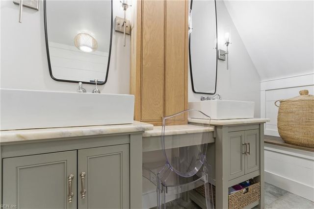 164 Wards RD, Knotts Island, NC 27950