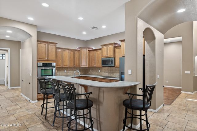 14582 W WILSHIRE Drive, Goodyear, AZ 85395