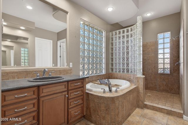 14582 W WILSHIRE Drive, Goodyear, AZ 85395