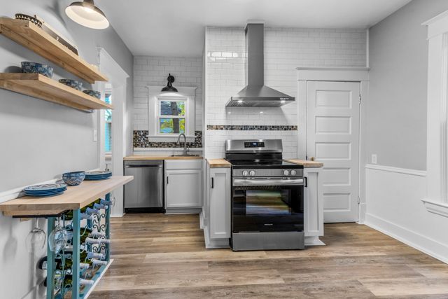 205 Lane Avenue Sw, City Of Grand Rapids, MI 49504