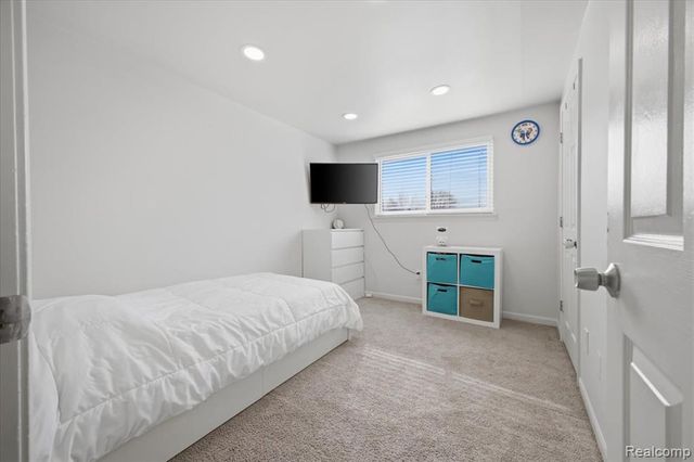 42151 Jason Drive, Clinton Township, MI 48038