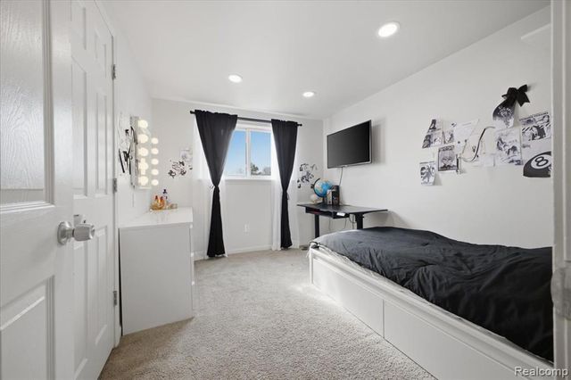 42151 Jason Drive, Clinton Township, MI 48038