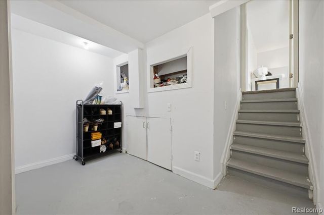 42151 Jason Drive, Clinton Township, MI 48038