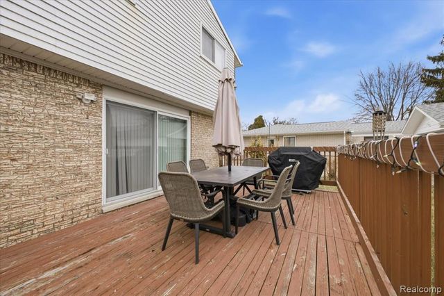 42151 Jason Drive, Clinton Township, MI 48038