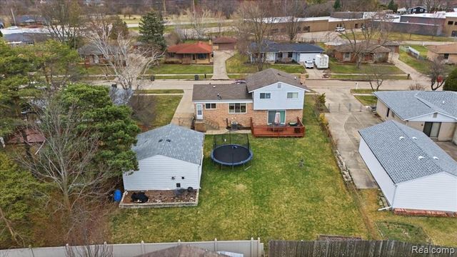 42151 Jason Drive, Clinton Township, MI 48038