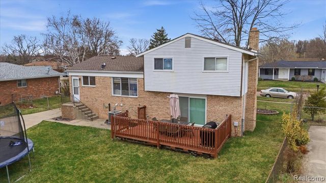 42151 Jason Drive, Clinton Township, MI 48038