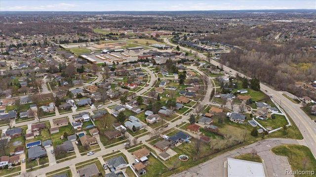 42151 Jason Drive, Clinton Township, MI 48038