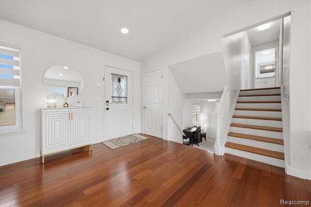 42151 Jason Drive, Clinton Township, MI 48038