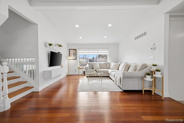 42151 Jason Drive, Clinton Township, MI 48038