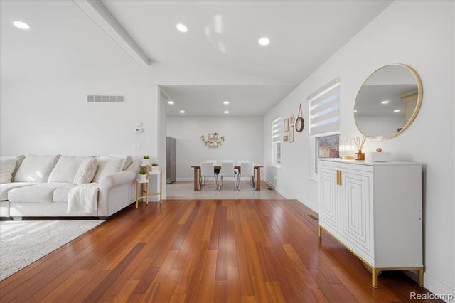 42151 Jason Drive, Clinton Township, MI 48038