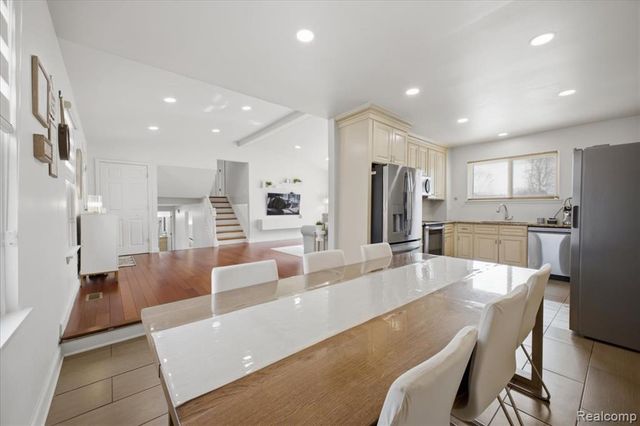 42151 Jason Drive, Clinton Township, MI 48038