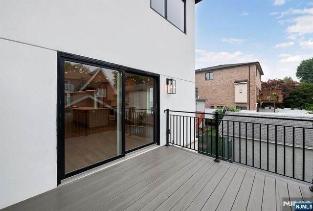 55 Washington Avenue, Cliffside Park, NJ 07010
